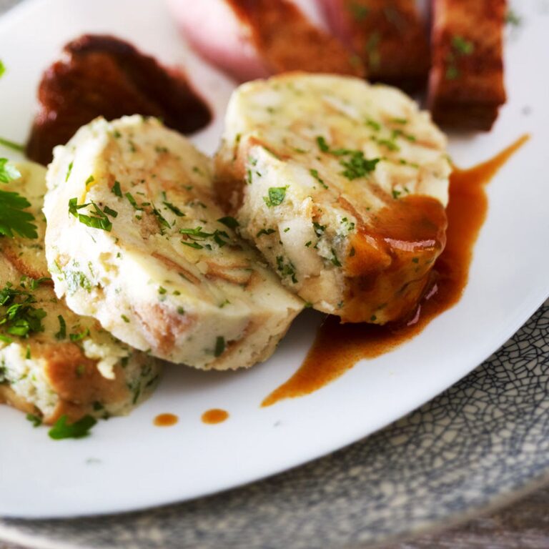 Serviettenknödel – das Rezept zum Selbermachen